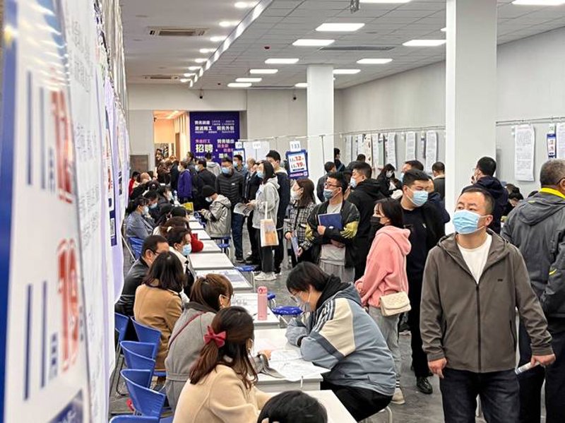 原杨人才市场的最新发展动态